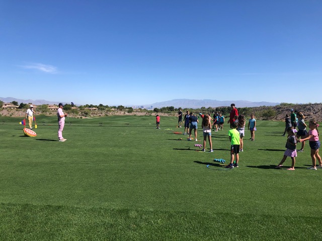 Alicia - Golf Photo 7